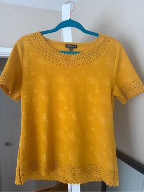 Chancery R Yellow Eyelet Short Sleeve Blouse